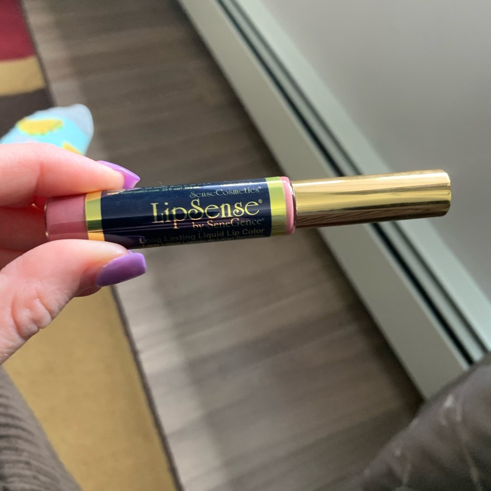 Pink champagne lipsense